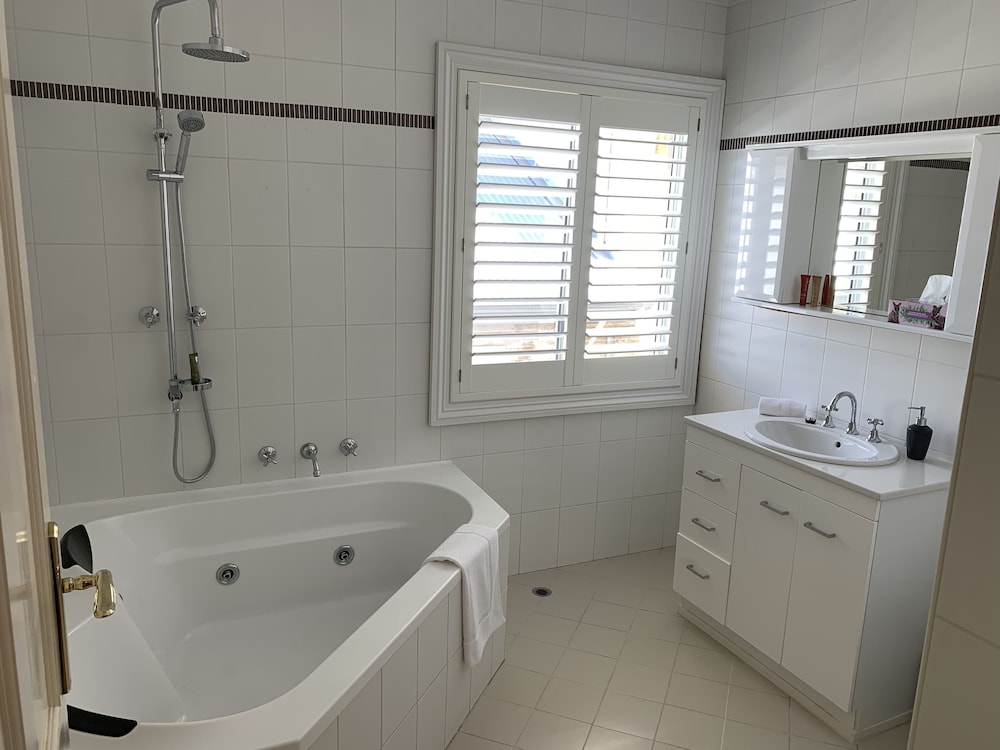 Arundel's Boutique Accommodation