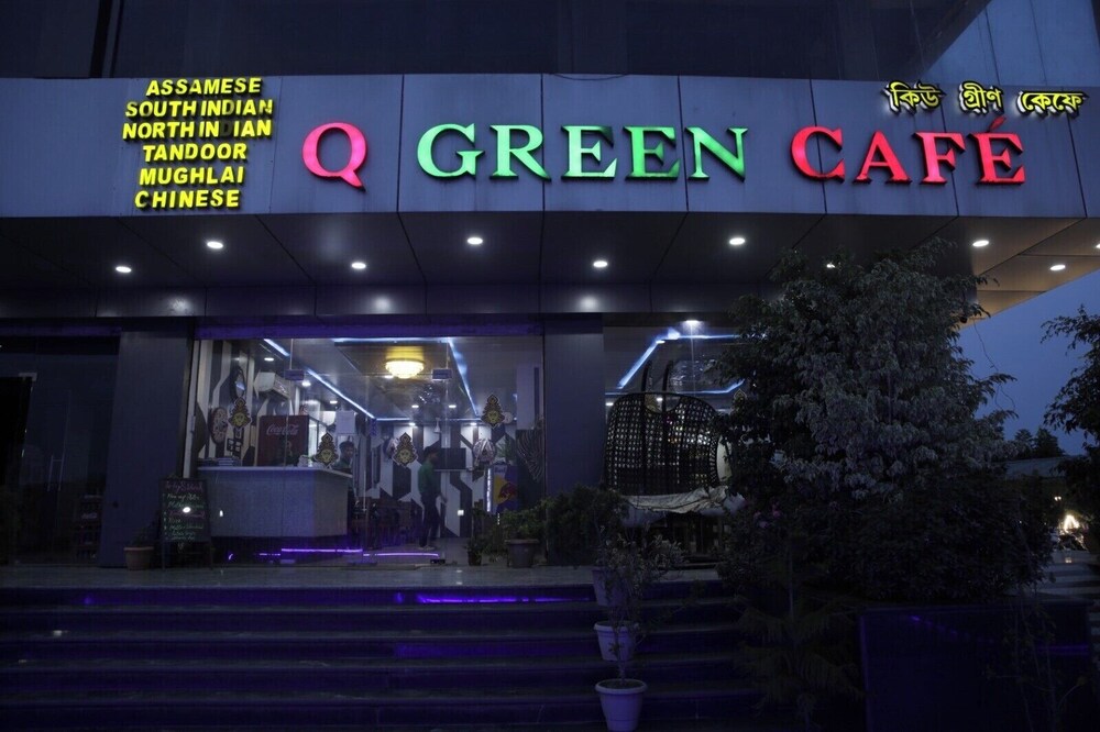 Hotel Q Green