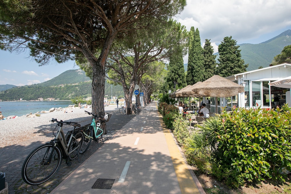 Casa Pepe in Toscolano Maderno view 3