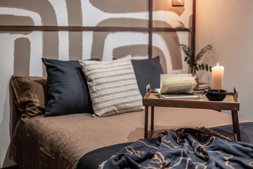 Logo - 2 Bedrooms in Salamanca