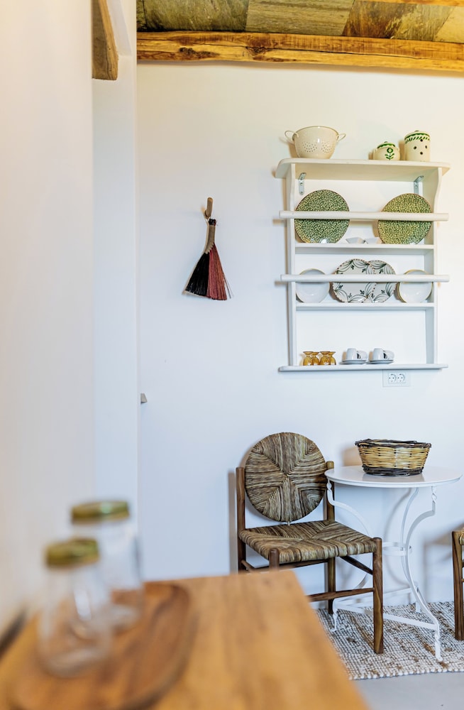 Makarias Traditional Luxury Villas