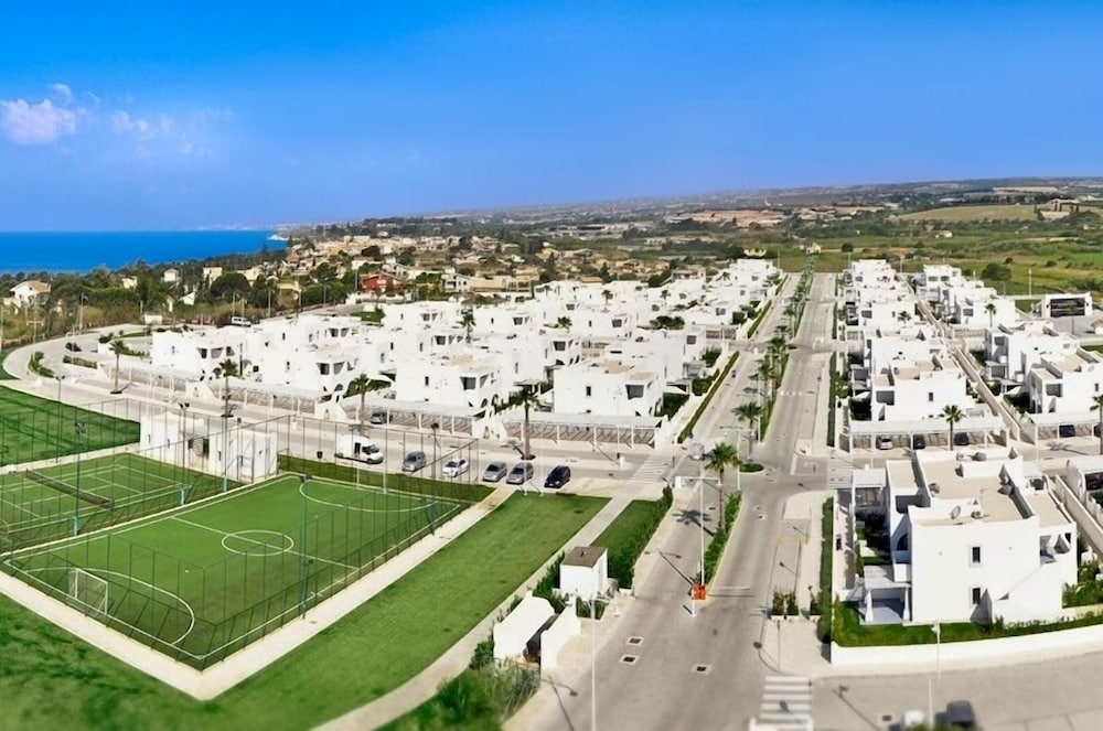 Nicolaus Club Borgo Rio Favara Resort