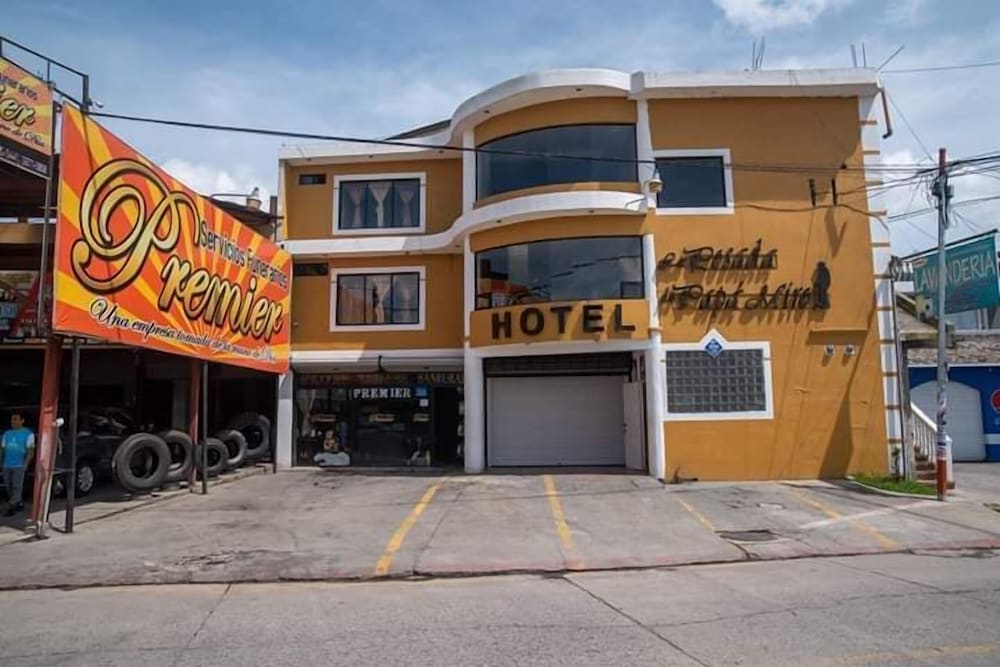 Hotel Posada de  Papa Miro - Property Image 4