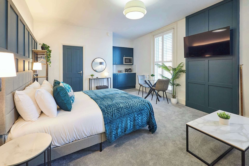 Host Stay The Langley Hotel Apartment 6