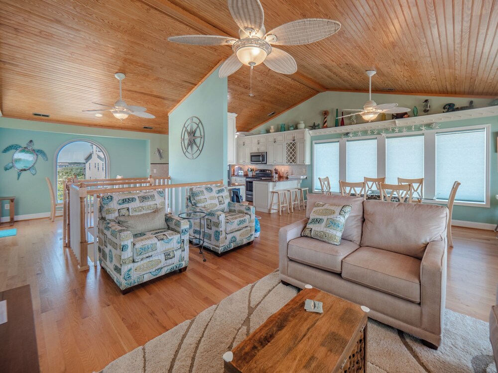 10,000 Reasons by Topsail Realty