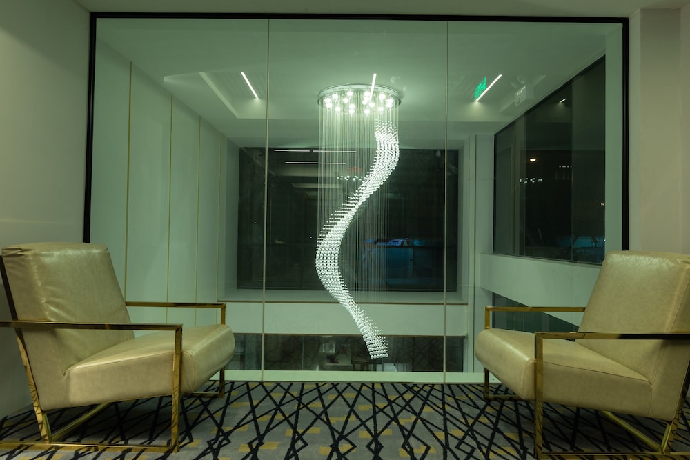 Holatel Hotel Phitsanulok
