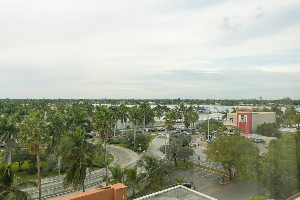 653 Apartment Hollywood Beach view 3