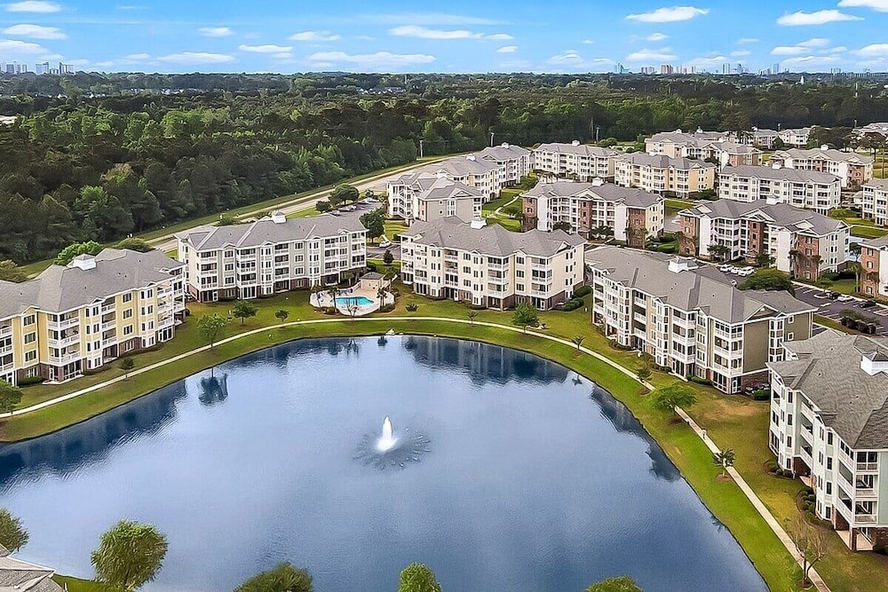 Magnolia Pointe Magnolia Lake 4820-303 2 Bedroom Condo