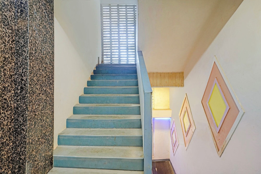 Fabhotel Maahi Residency