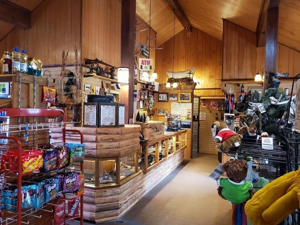 Lava Mountain Lodge