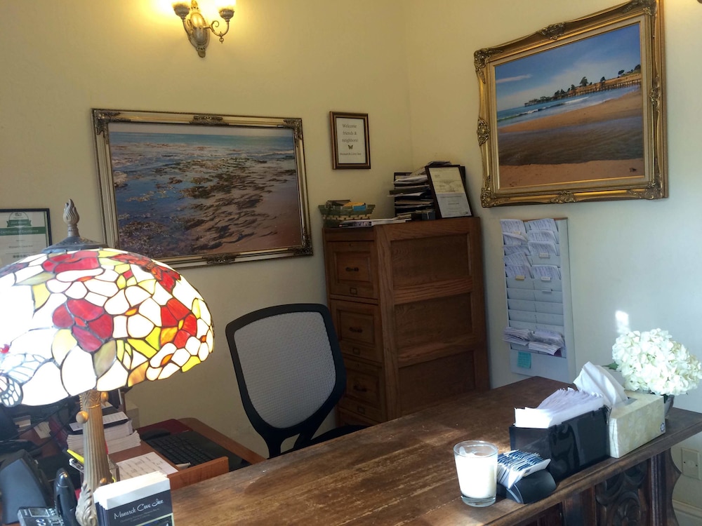 Monarch Cove Inn