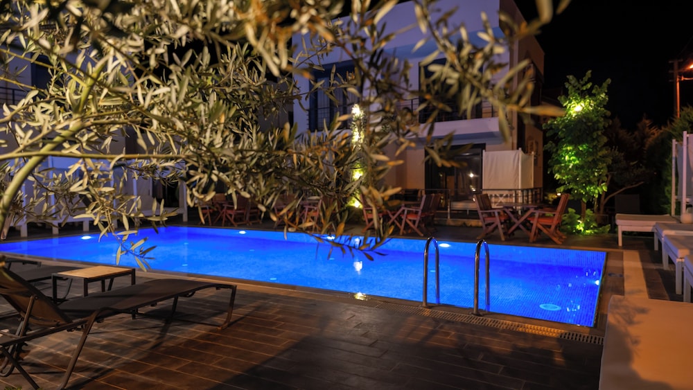 Cunda Rota Garden Otel - Image 5