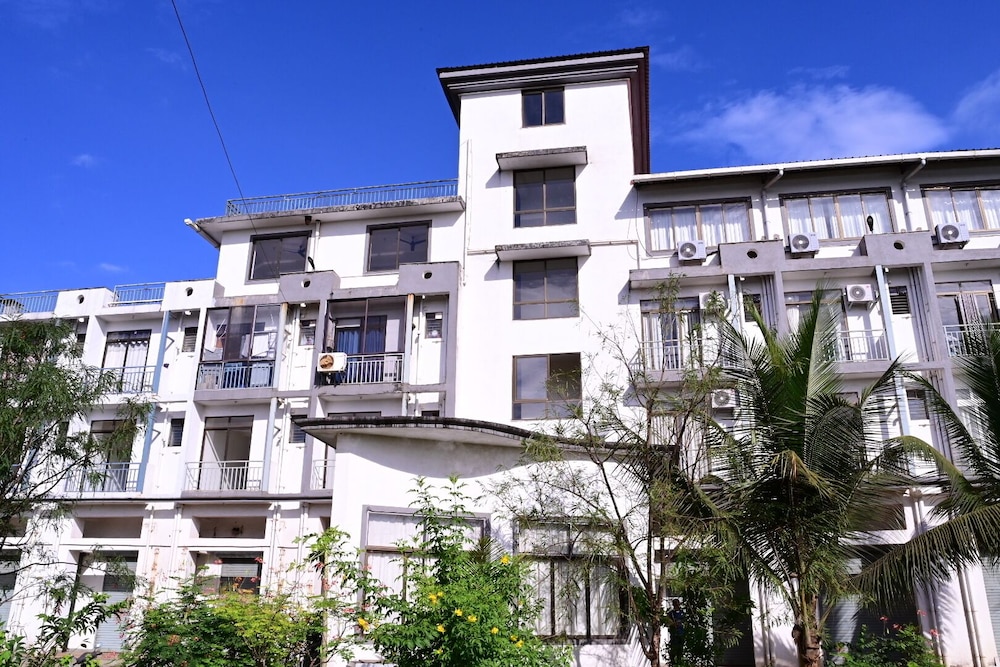 Maharaja Agrashen Bhawan