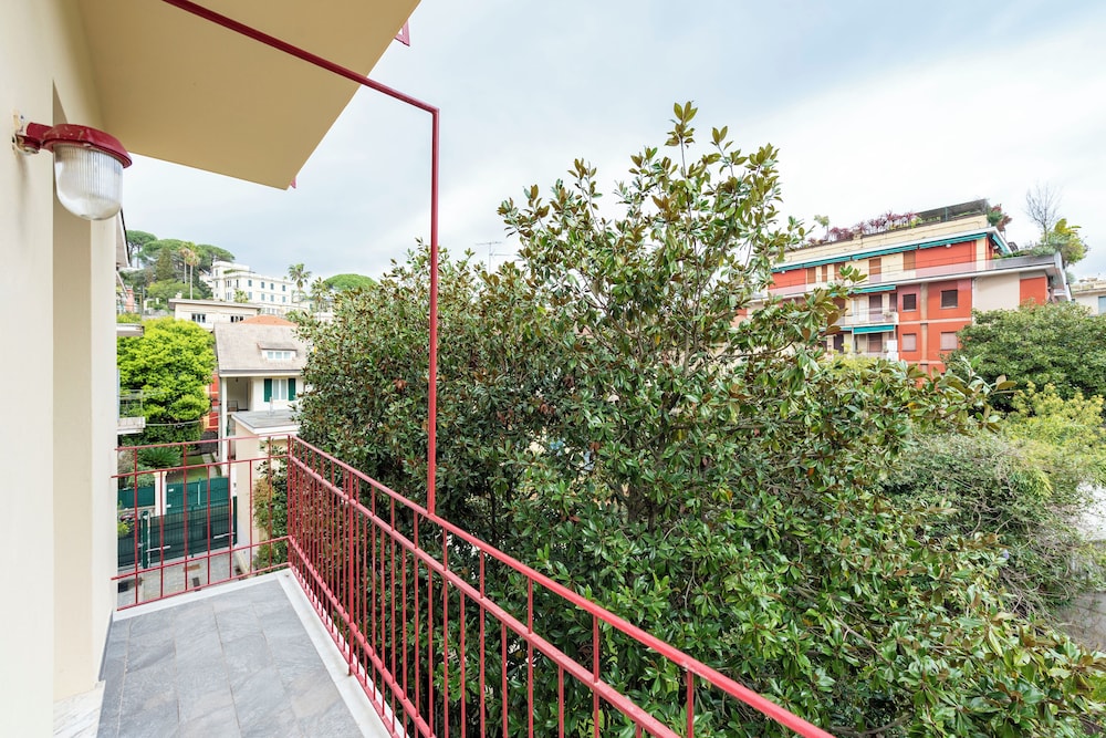 Blissful Flat for 6 Close To The Beach