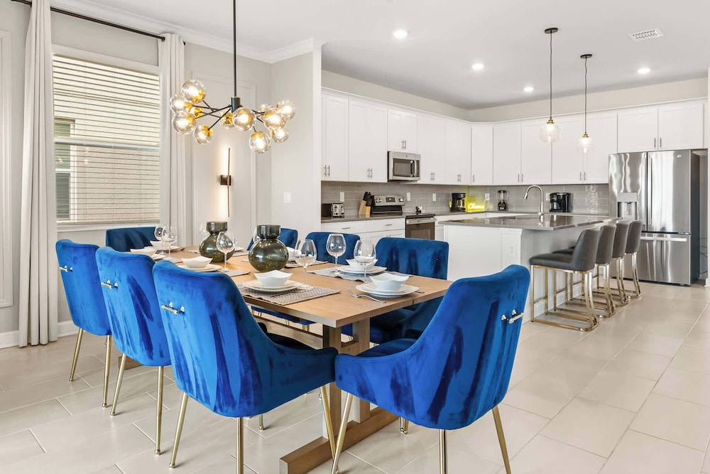 Upstay: Poolside Mansion w/ Themed Arcade & Cinema