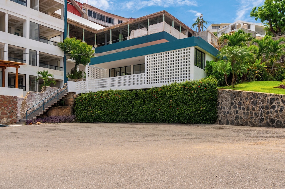 Cozy Apartment 2 Bedrooms Amenities