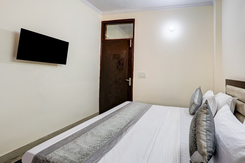 Hotel Sunshine By The Premium Villa