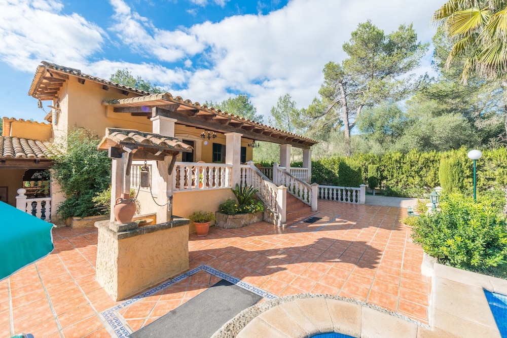 Els Pins - Villa With Private Pool In Crestatx