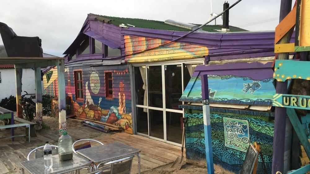 Lobo Hostel Bar