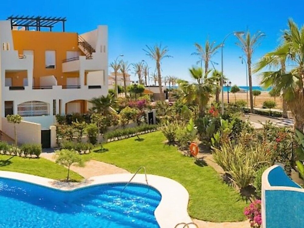 Apartment in Spain Near Beaches & Pool