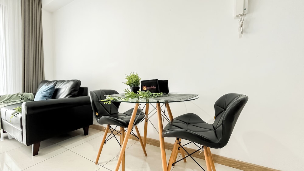 1Br Near Summarecon Mall At M-Town Signature Apartment