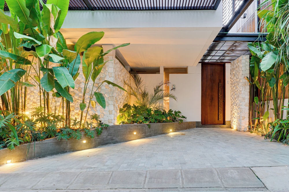 Villa Pasisi 12 - Canggu by Nabe