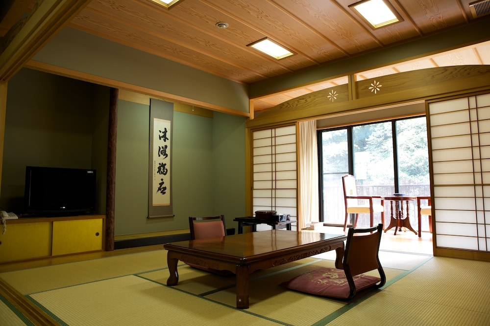 Inunakisan Grand Hotel Kisenkaku