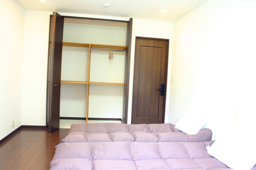 916 Travel Inn