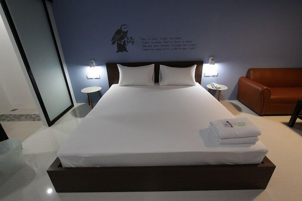Eazy Motel Bangna