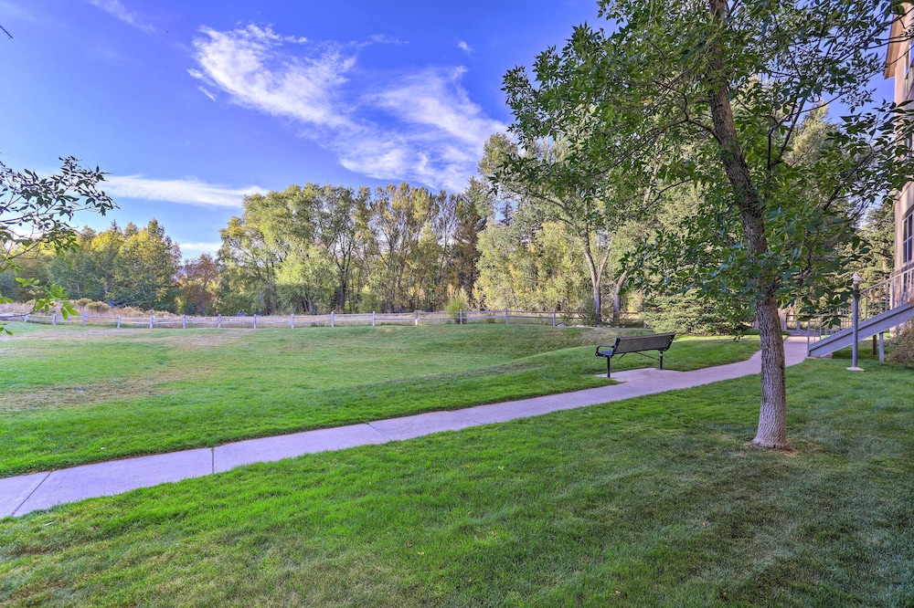 Walkable Dtwn Condo ~ 5 Miles to Beaver Creek Ski! view 5