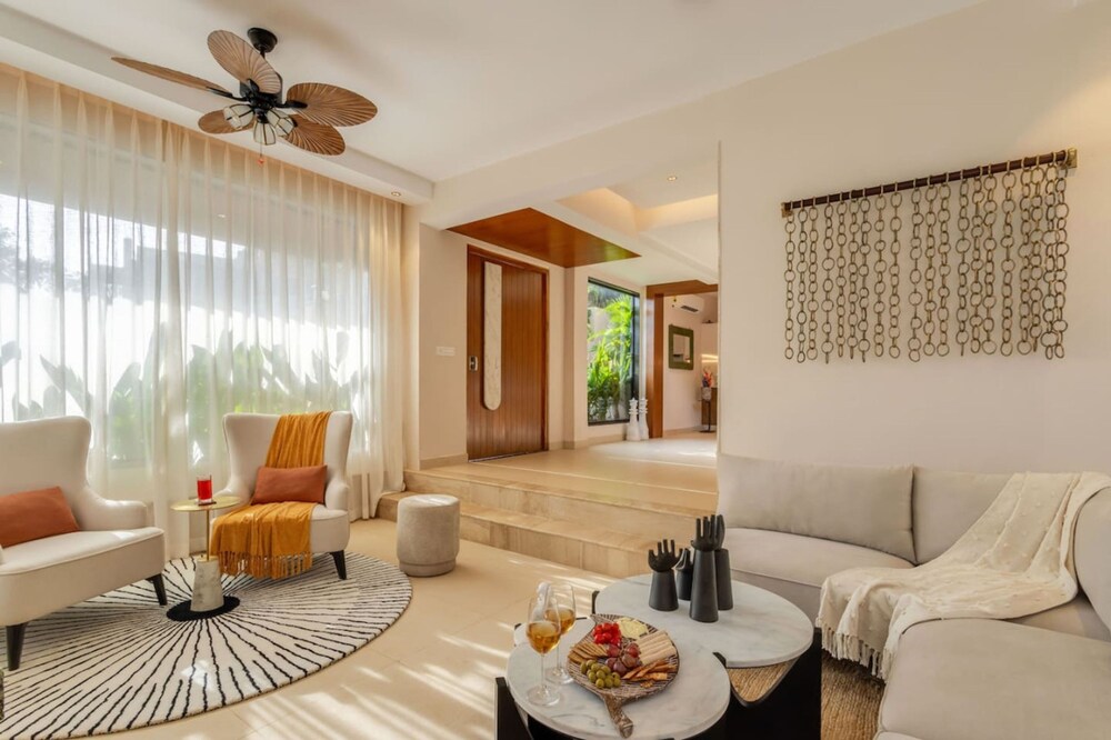 Villa Orann - Lux 5BR in the Heart of Vagator