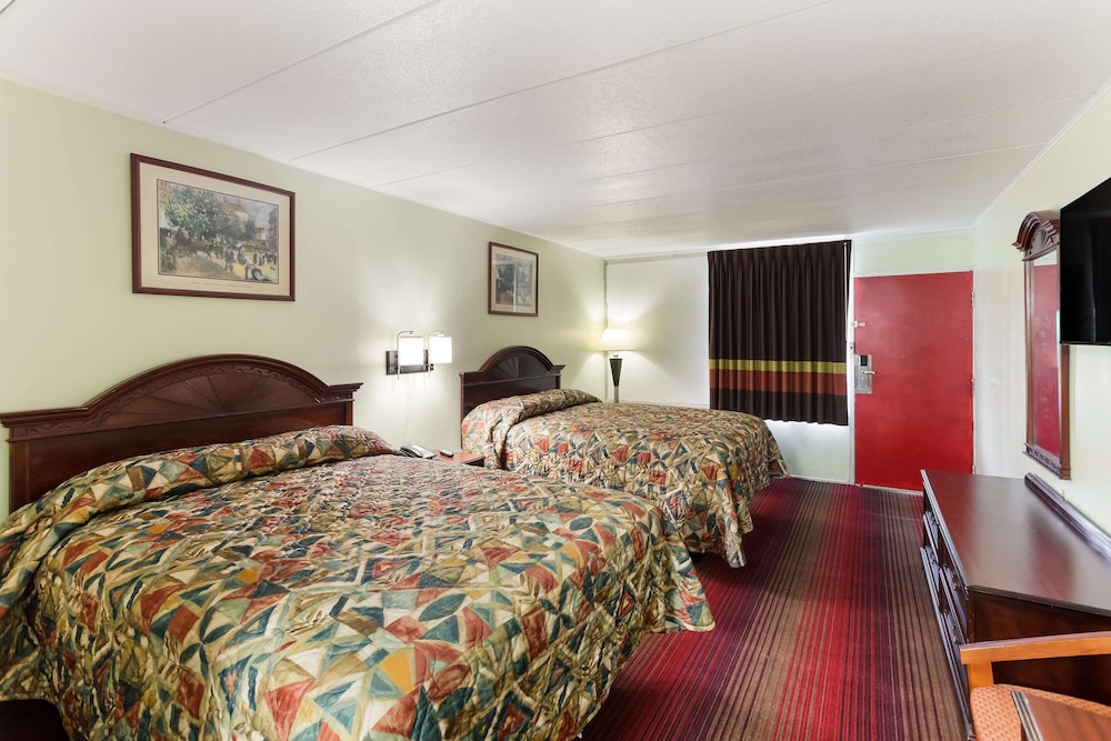 Rodeway Inn South Point