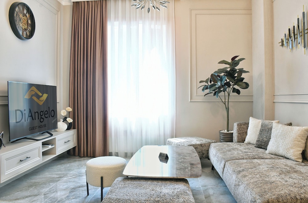 DiAngelo Guesthouse