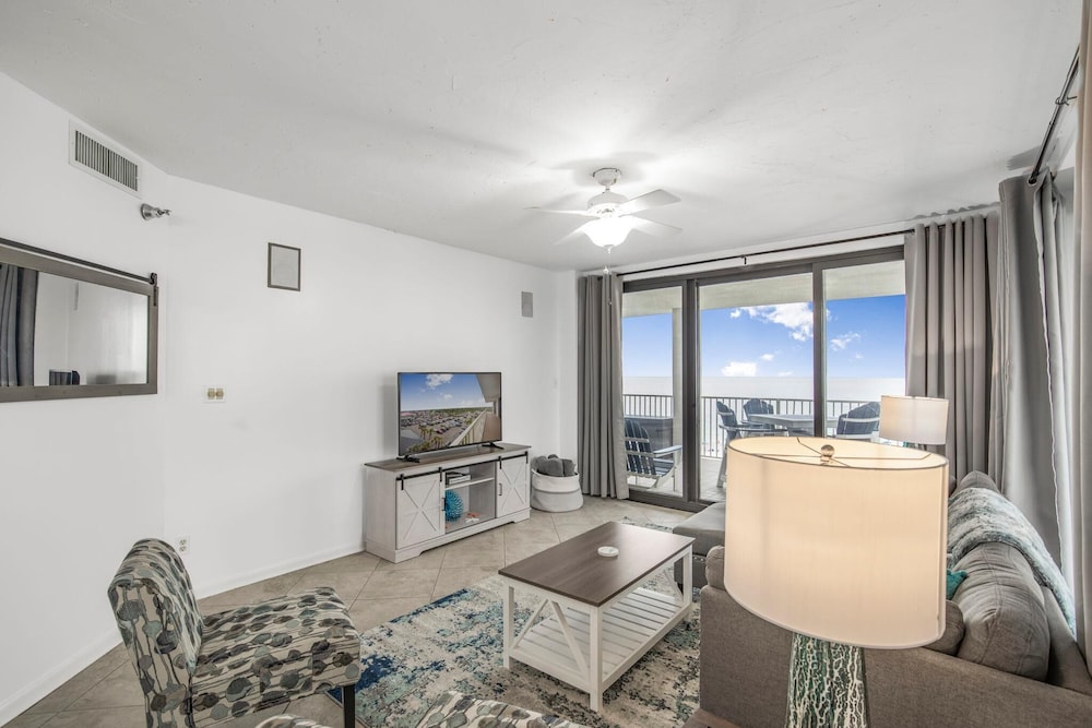 Pelican Pointe 506 view 3