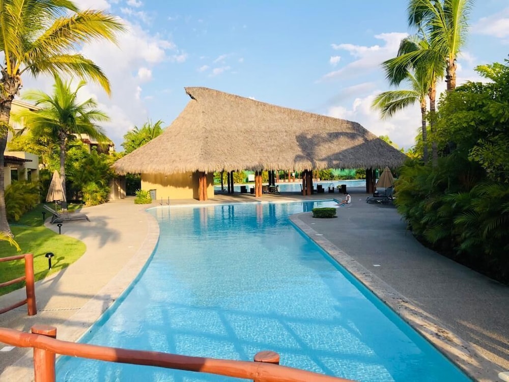 El Tigre Isla Palmares