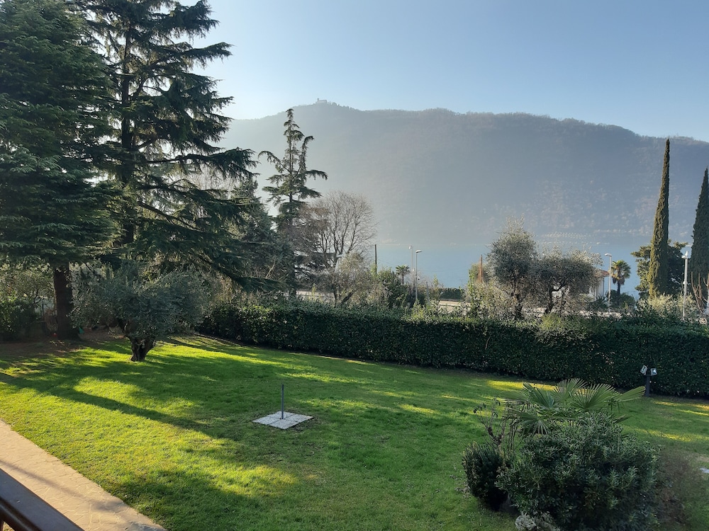 Villa leiani b&b