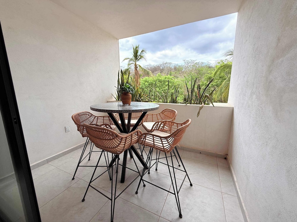 Amoara 301 Bohemian Rooftop
