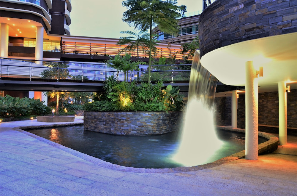 Holi Afiniti Themed Suites