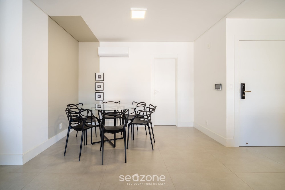 Apartment w/ Barbecue 150m the Beach Jurere Ran203