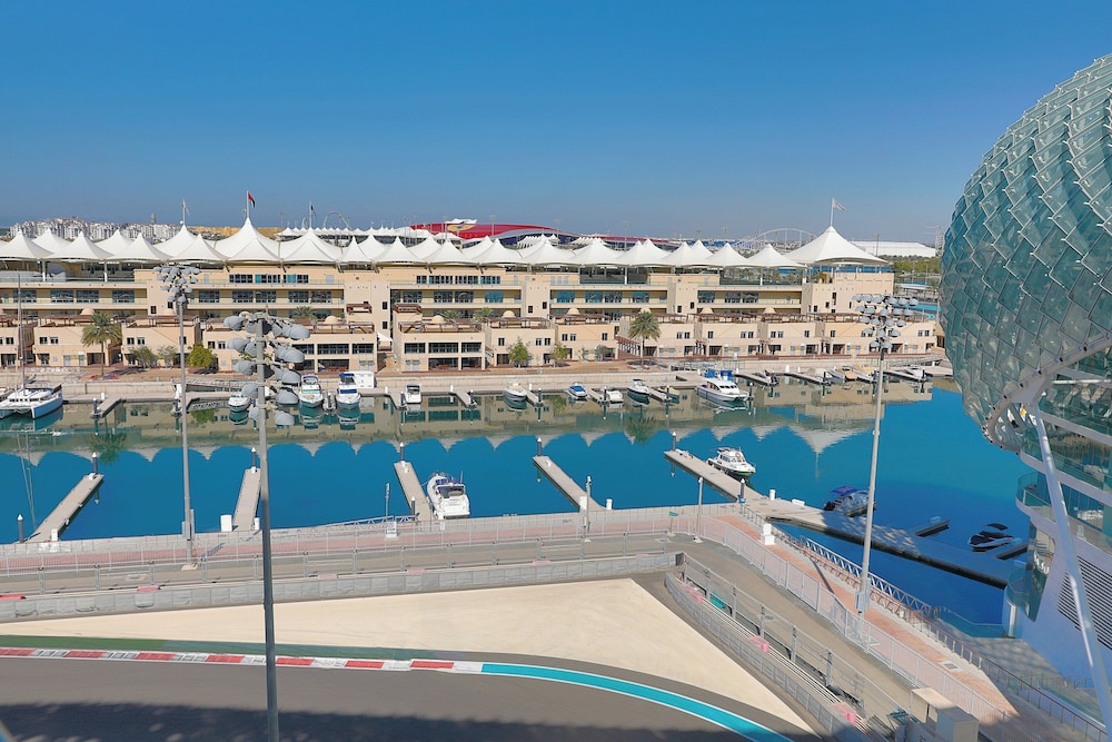 W Abu Dhabi - Yas Island