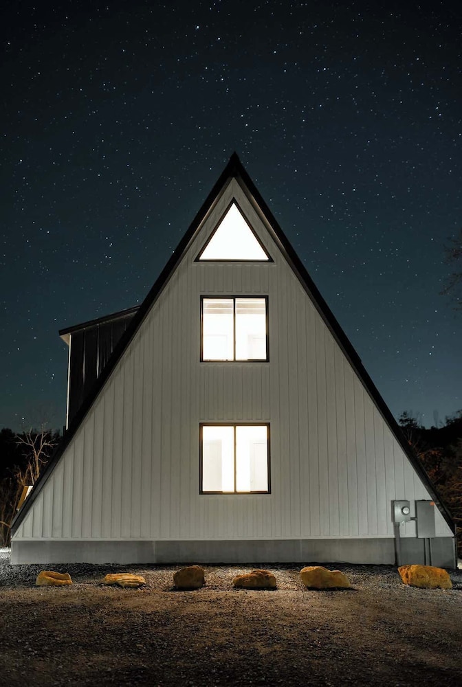 Afton Peak in Faber With 5 Bedrooms and 3 5 Bathrooms