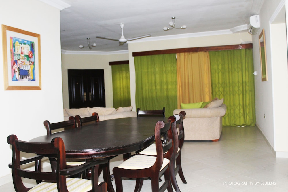 Evergreen Apartments