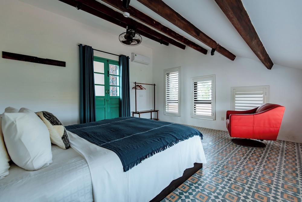 An Bang Beachside Boutique Homes & Villas