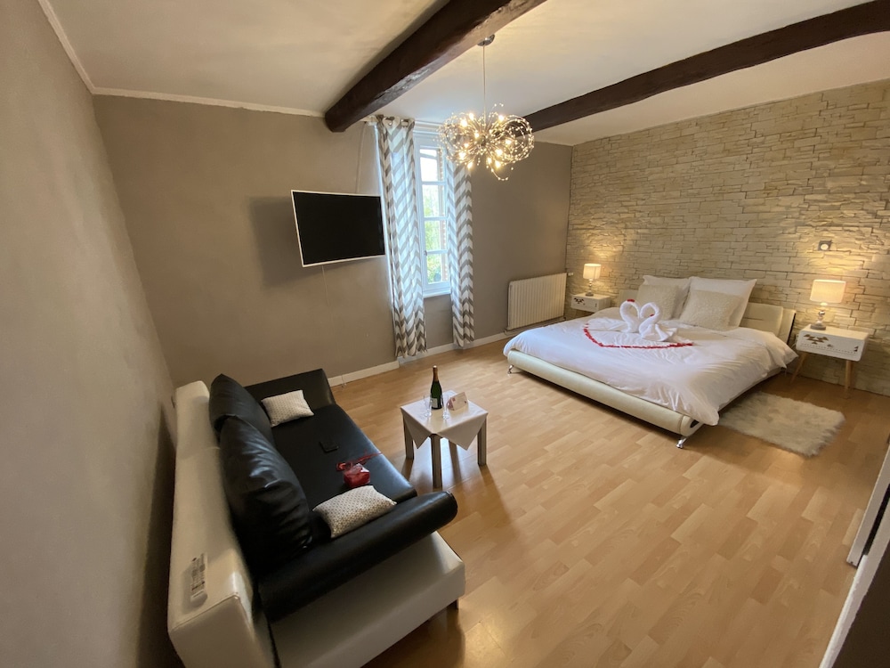 Domaine D'en Rigou view 2