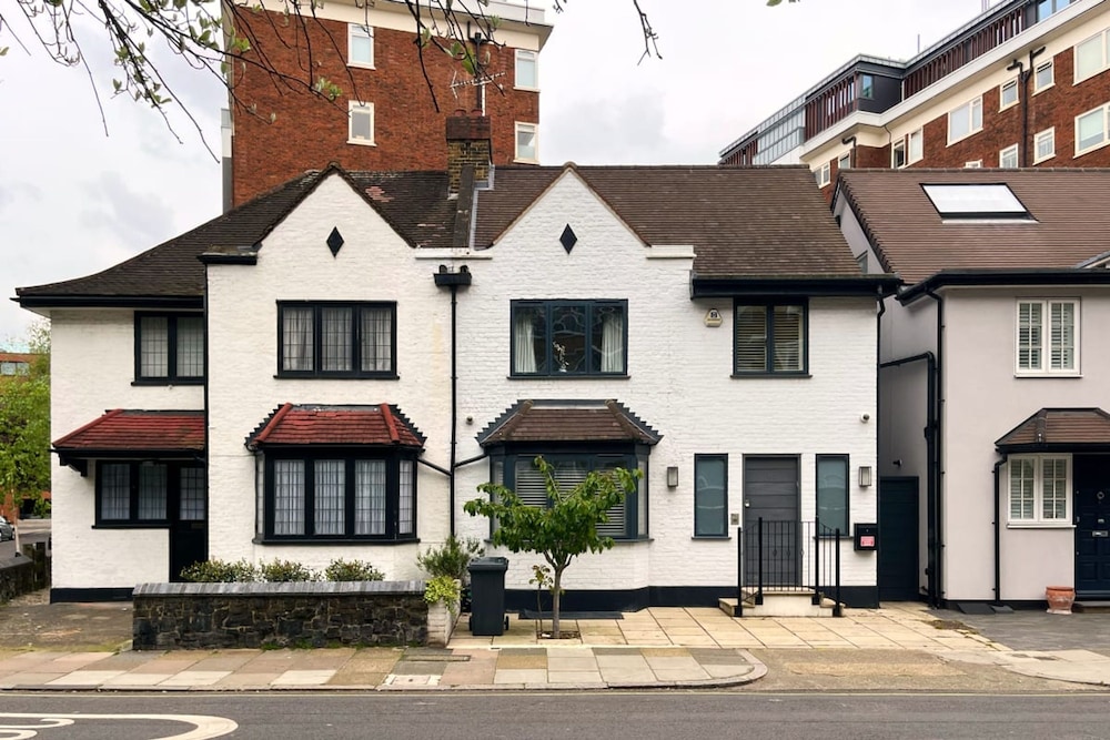 The Regent s Park Scenery - Spacious 3bdr House w Garden and Study Room