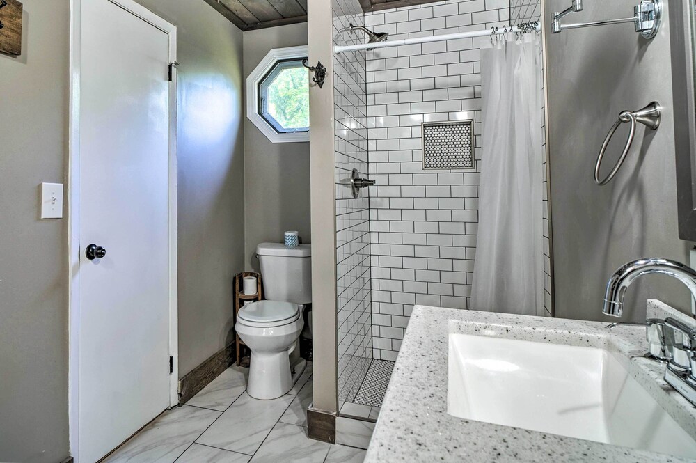 Gatlinburg Cabin w/ Indoor Hot Tub & Game Room! view 4