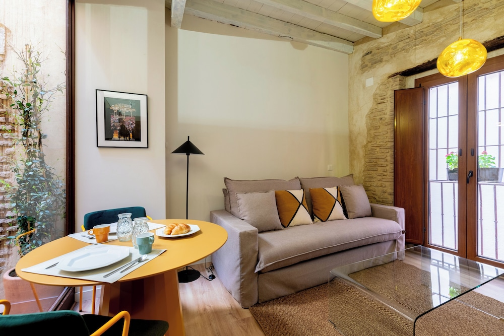 One&Lux Casa Barrabas