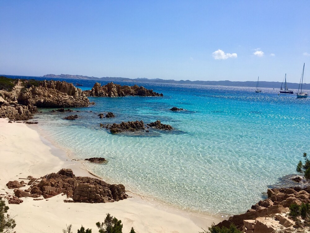 Arzachena Vacations - Seaside Apartment Baja Sardinia - 6pl August - 250 m From Smeraldo Beach ! - Property Image 18