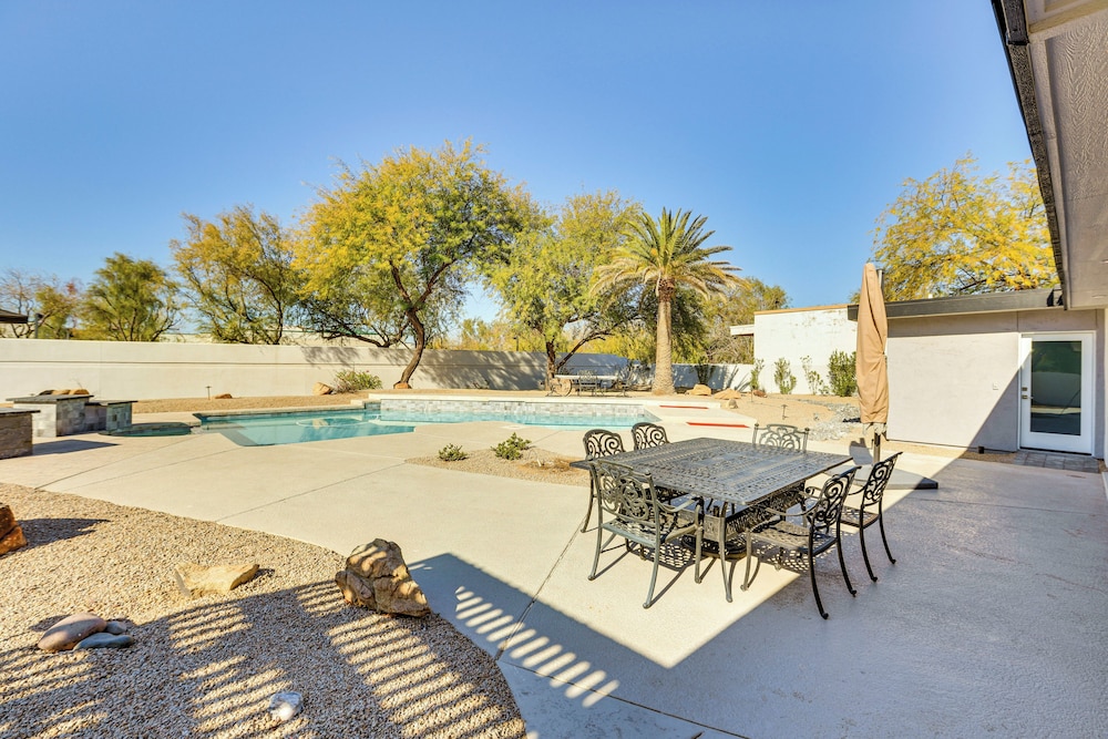 Luxury Scottsdale Home w/ Private Pool & Gas Grill