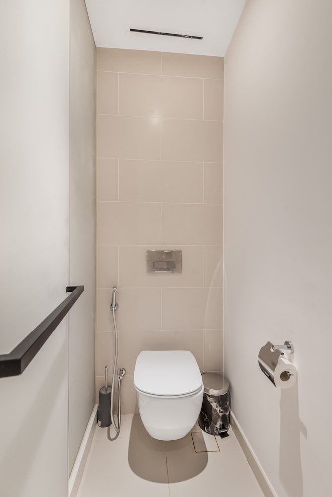 DXB - Vida Residences Dubai Marina - 4308 - DM
